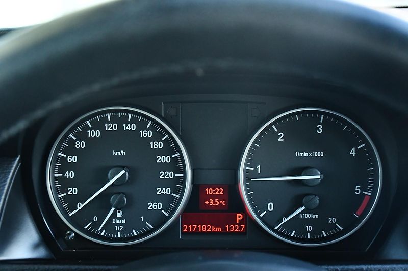 BMW X1 xDrive18d 2xALU - fotka 31 z 37
