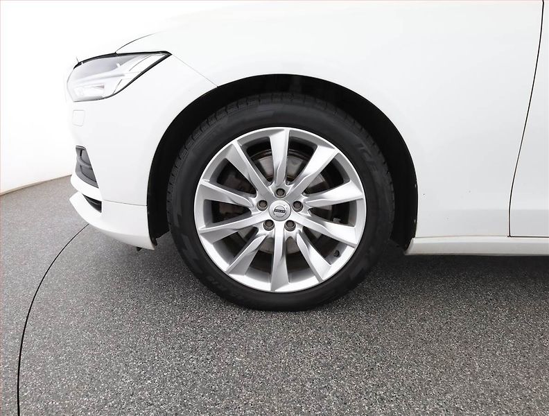 Volvo V90 (2017) D4, Automat, Serv.kniha, Kůže - fotka 19 z 19