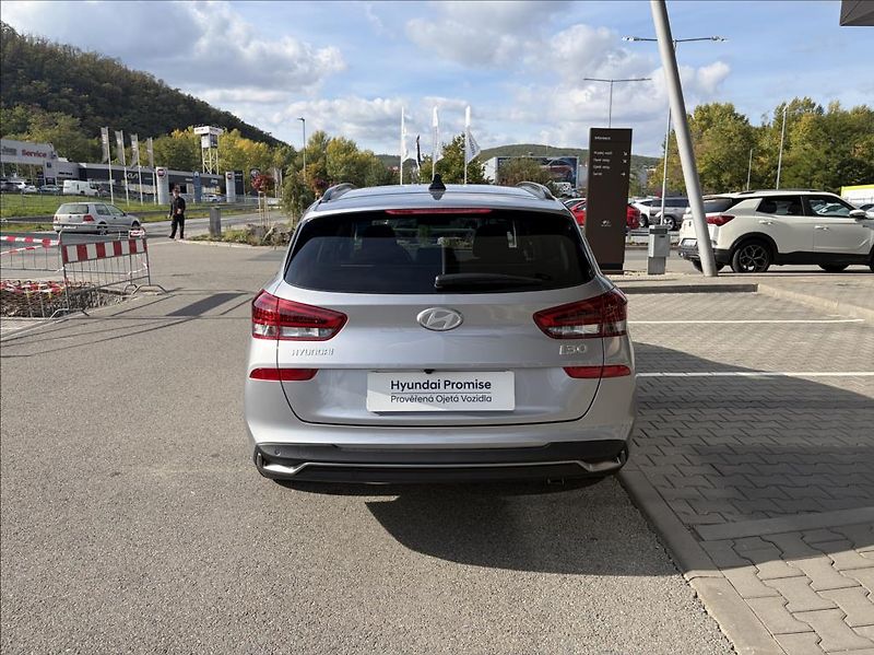 Hyundai i30 (2026) 1,6 T-GDI DCT  WG FL Go Czech - fotka 6 z 23