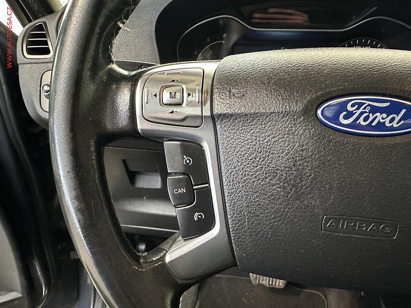 Ford Galaxy (2012) 2.0TDCi 7míst, AT, navi - fotka 12 z 21