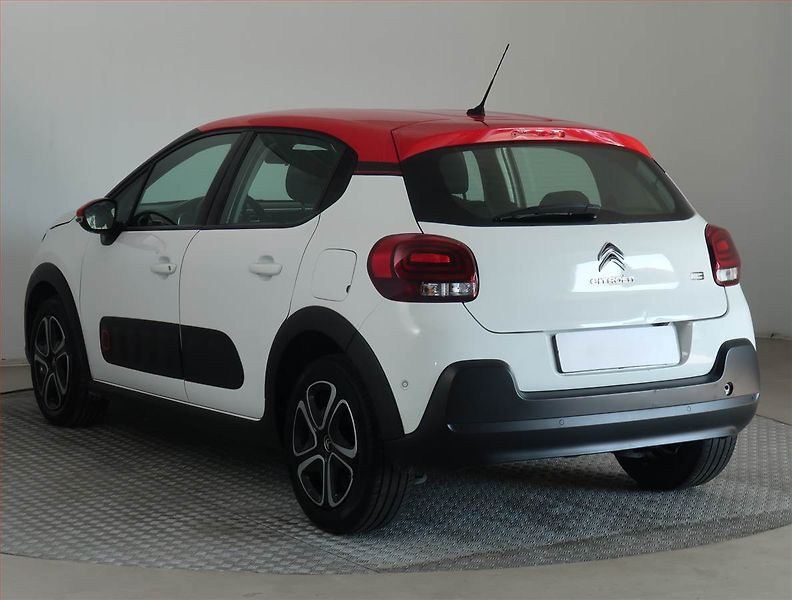Citroën C3 (2018) 1.2 PureTech, Tempomat - fotka 4 z 16