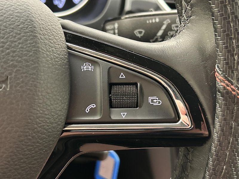 Škoda Rapid 1.0 TSI Style Plus - fotka 17 z 27