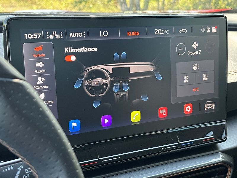 Cupra Formentor (2024) 1.5 TSI DSG - fotka 14 z 33