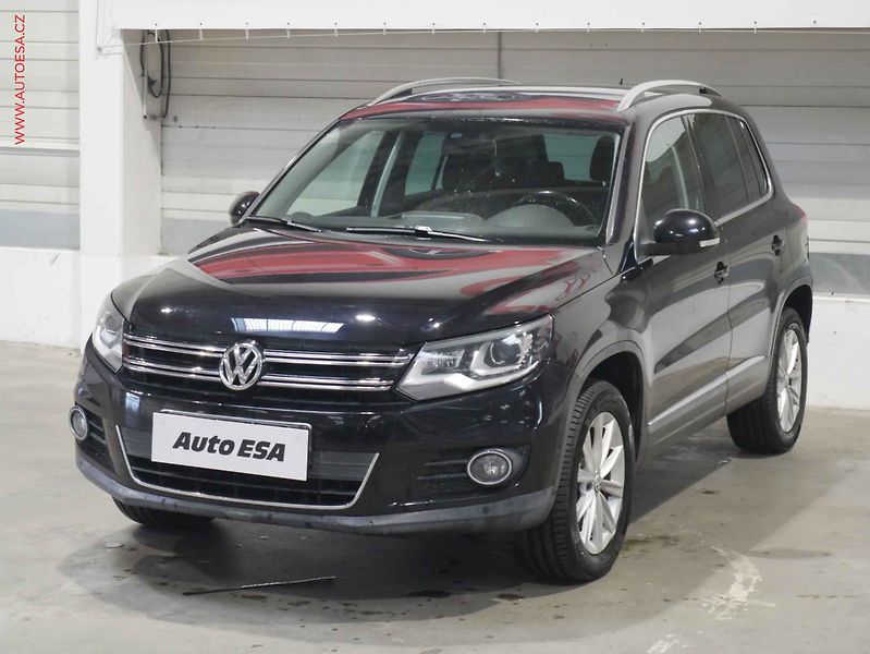 Volkswagen Tiguan (2011) 2.0TDi 4x4, ČR, Klima - fotka 3 z 22