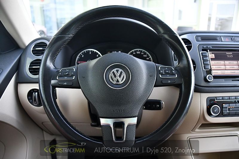 Volkswagen Tiguan 2.0TDi 103kW PANO TAŽNÉ - fotka 29 z 54