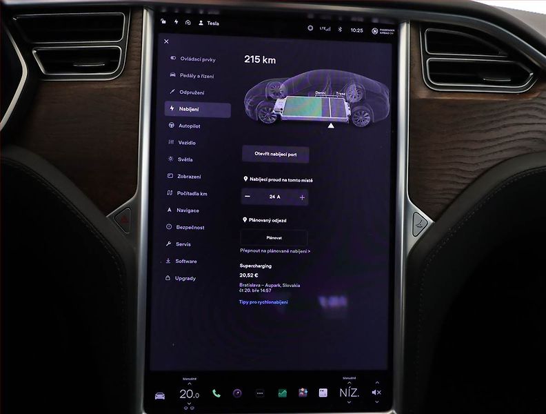 Tesla Model S (2018) 75D, SoH 96% - fotka 18 z 27
