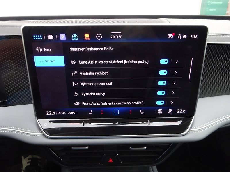 Volkswagen Passat (2024) 2,0 TDi/ 110kW DSG  Business - fotka 14 z 29