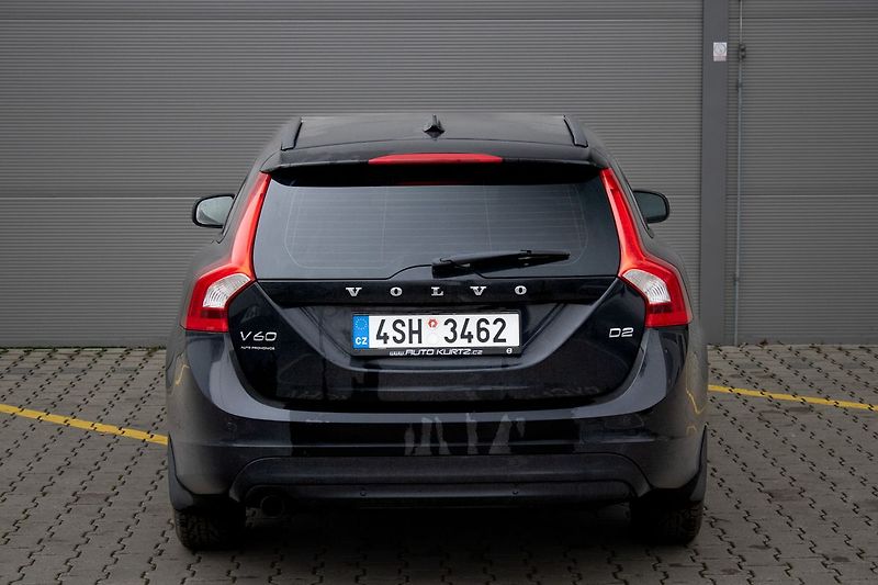 Volvo V60 - fotka 7 z 36