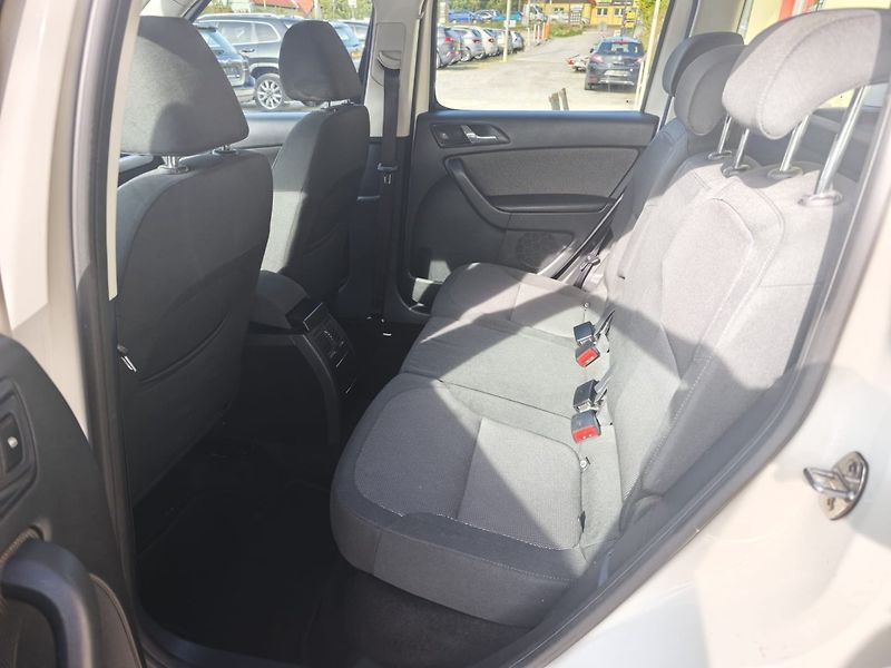 Škoda Yeti 2.0TDi KLIMA/1.MAJ/BEZ KOROZE - fotka 10 z 21