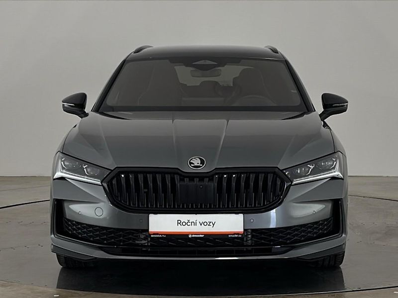 Škoda Superb Sportline,nez.top. - fotka 4 z 31