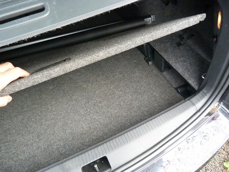 Škoda Octavia 2.0 TDI JOJ - fotka 13 z 27