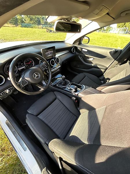 Mercedes-Benz Třídy C 1.6 100kw - fotka 9 z 12