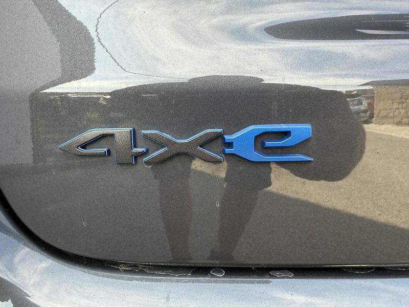 Jeep Compass Trailhawk Plug-In Hybrid 4WD - fotka 21 z 22