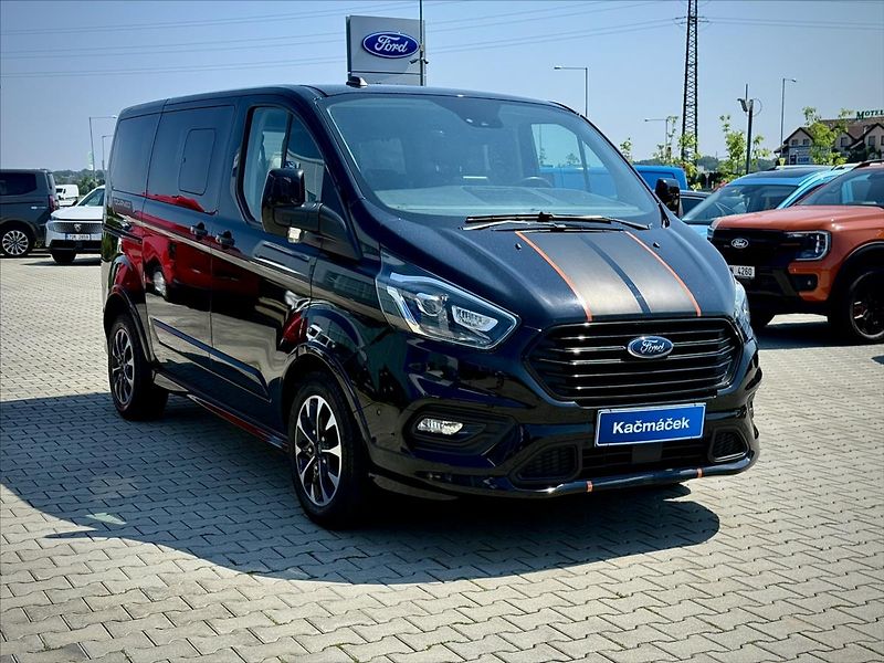 Ford Tourneo Custom 2,0 136kW Sport L1 Webasto - fotka 7 z 29