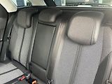 Peugeot 3008 (2018) Allure 1,2 PureTech 130k Man6 - náhled 6