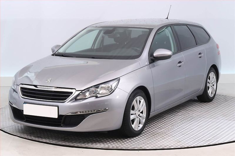 Peugeot 308 (2016) 1.6 BlueHDi, Serv.kniha, Navi - fotka 2 z 18