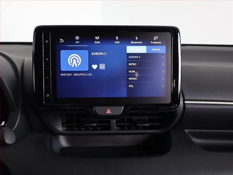 Toyota Yaris (2025) Style 1.5 VVT-i Hybrid - fotka 12 z 26