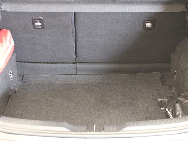 Toyota Auris 1,2 Turbo navi aut. Klima - fotka 8 z 31