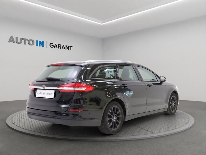 Ford Mondeo (2020) AT8, park. kamera, servis, zár - fotka 11 z 19