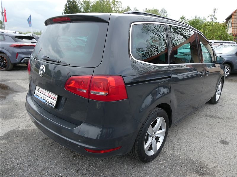 Volkswagen Sharan 1,4 TSi 110kW Comfort,po servi - fotka 8 z 44
