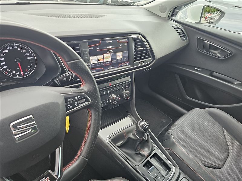 Seat Leon 1,4 TSi 92KW FR NAVI TEMPOMAT - fotka 13 z 47