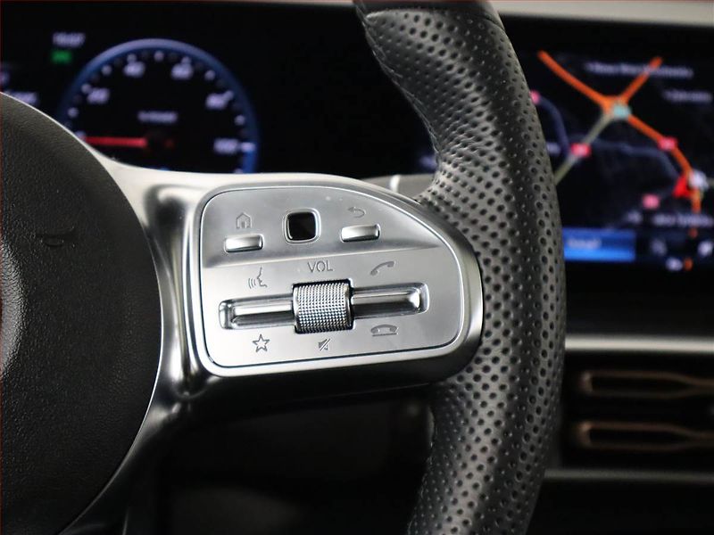 Mercedes-Benz EQC (2022) 400 4MATIC, SoH 98% - fotka 18 z 27
