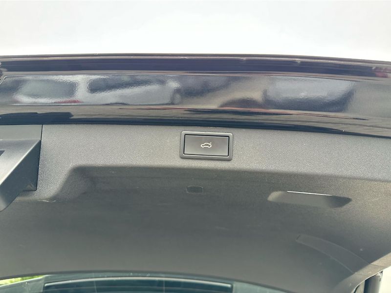 Škoda Enyaq iV 60 132/62 E1H SoH87% - fotka 19 z 27