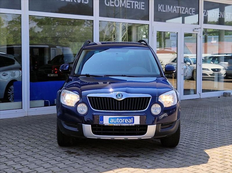 Škoda Yeti 1,4 TSI 90kW HEZKÝNÁJ. VÝHŘREV - fotka 8 z 31