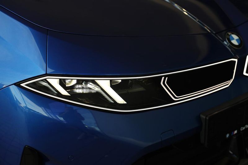 BMW Řada 3 i3 50 xDrive - fotka 15 z 16