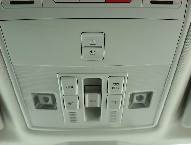 Škoda Superb (2021) Laurin&Klement 2.0 TDI - fotka 22 z 22