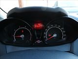 Ford Fiesta 1,2 i 60kW 2x kola, klima - náhled 25