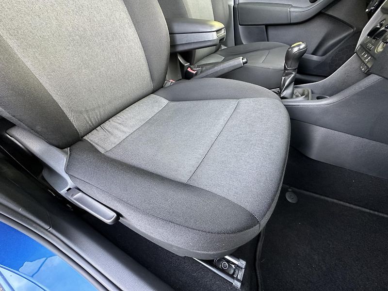 Škoda Rapid (2015) SPACEBACK 1.2TSI/66kW ACTIVE  - fotka 16 z 30