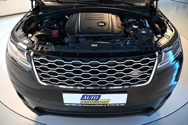 Land Rover Range Rover Velar (2019) 2.0 4x4 ACC Tažné 8AT D180 - fotka 35 z 37