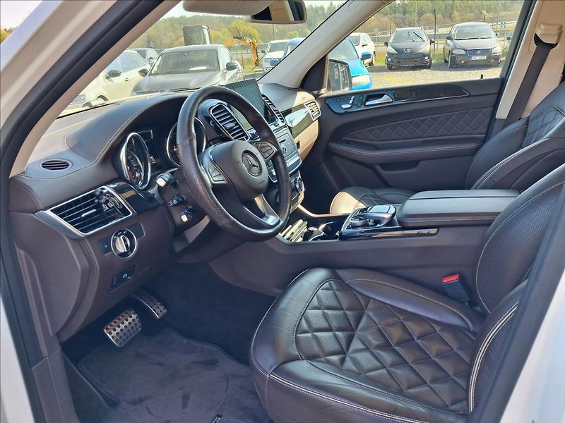 Mercedes-Benz GLE 3,0 450 AMG 4M, ČR, DPH - fotka 14 z 17