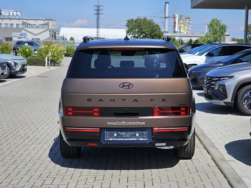 Hyundai Santa Fe (2025) 1,6 TGDI PHEV 4WD AT CALLIG - fotka 5 z 16