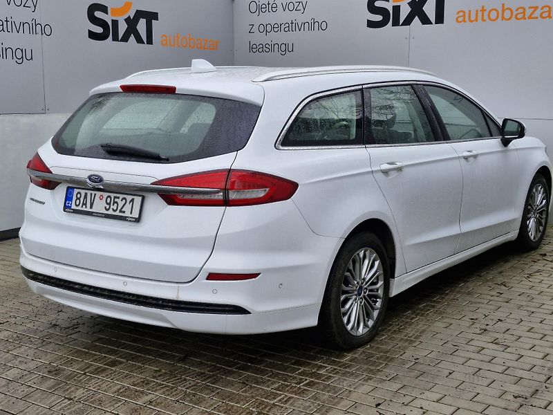 Ford Mondeo  Titanium 2,0 EcoBlue (110 kW - fotka 4 z 9