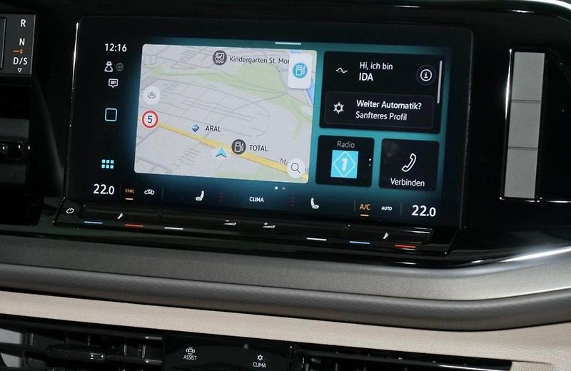 Volkswagen Multivan TDI Pano Kamera IQ.Light - fotka 4 z 7