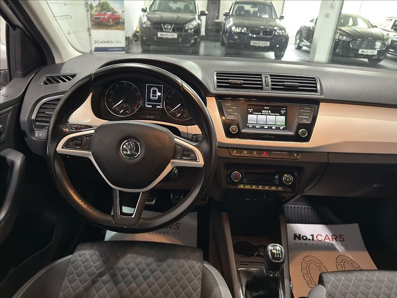 Škoda Fabia 1,2   TSI SPORT VÝHŘEV SEDADEL - fotka 18 z 28