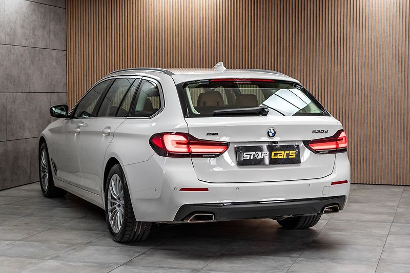 BMW Řada 5 530d xDrive*TAŽNÉ*N.TOPENÍ*ČR - fotka 4 z 48