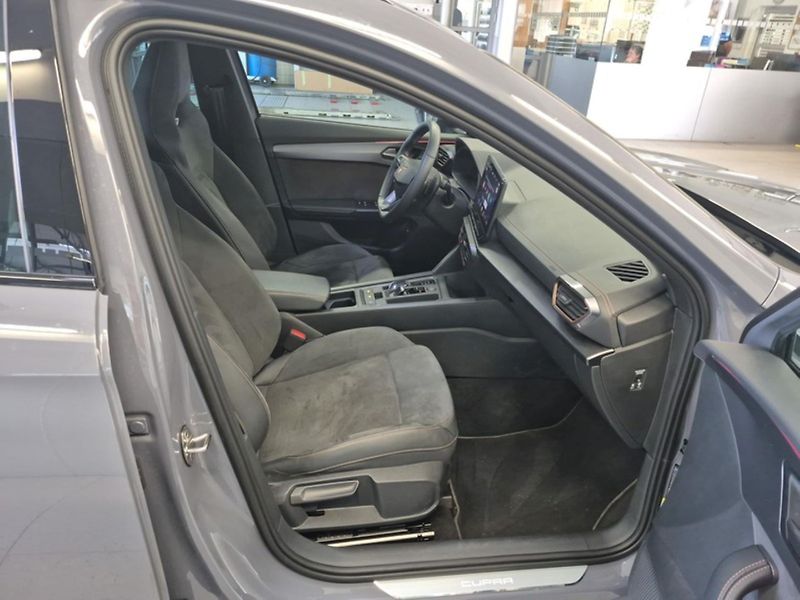 Cupra Formentor VZ 2,0 TSi/180kW - DSG Tribe - fotka 9 z 10