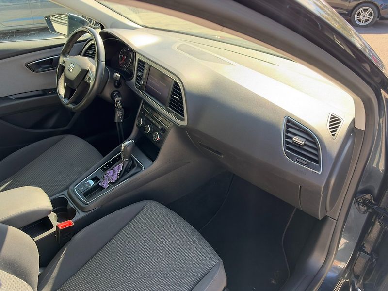 Seat Leon (2019) 1,6 TDI 85 KW - fotka 27 z 35