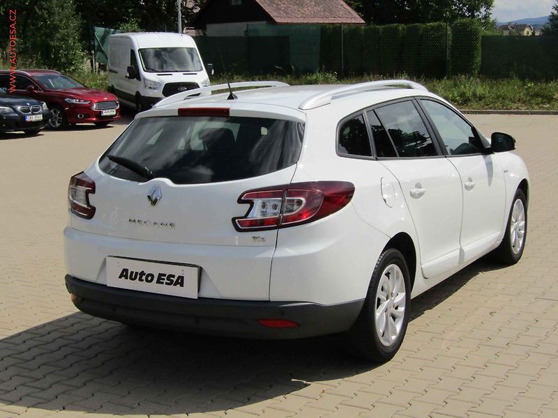 Renault Mégane (2016) 1.2 TCe, AT, autoAC, temp - fotka 4 z 18