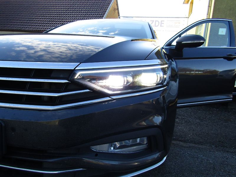 Volkswagen Passat (2022) 2.0 TDI DSG 147kW  MATRIX - fotka 13 z 41