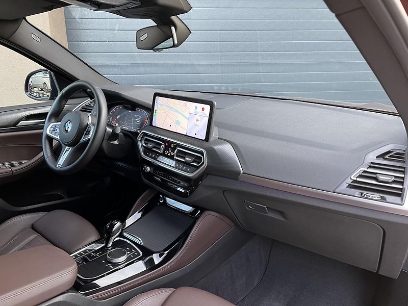 BMW X4 (2024) 3,0xD ///M 210Kw,TZ,webas,ACC - fotka 12 z 47