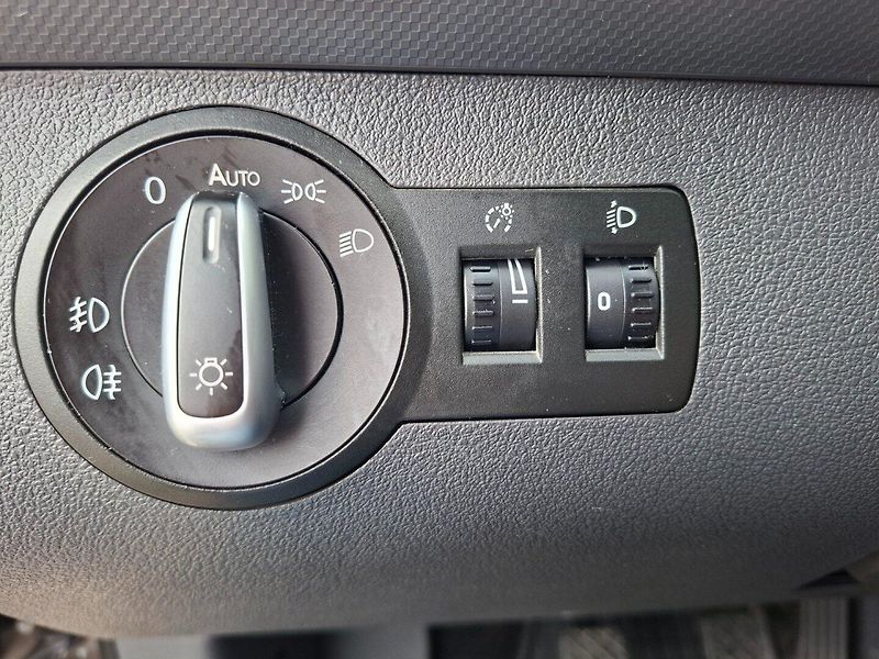 Volkswagen Caddy (2014) MAXI 1.6TDI 75kW -ČR-7.MÍST - fotka 16 z 46