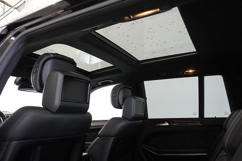 Mercedes-Benz GL (2014) GL500 4,7I V8 4MATIC AUT. - fotka 28 z 33