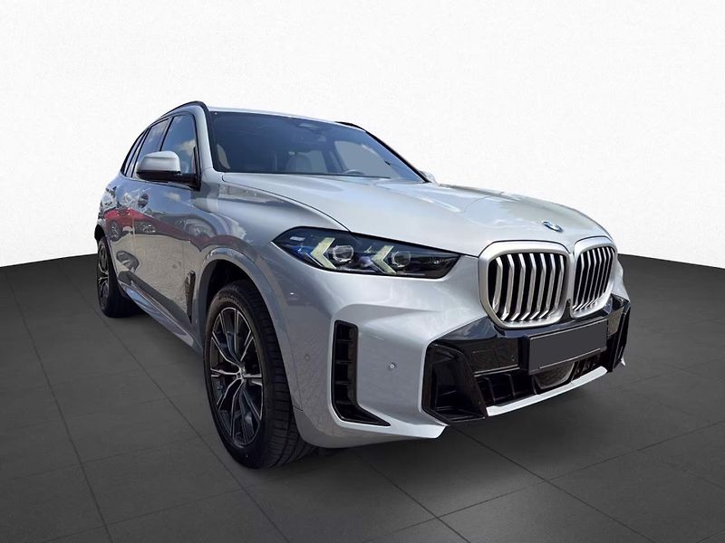 BMW X5 xDrive30d M-Sport Pano 360 HuD - fotka 2 z 15
