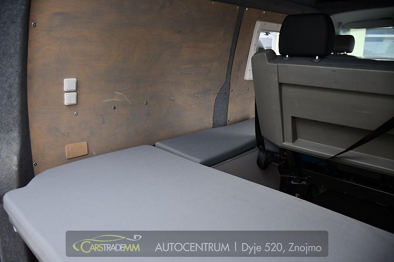 Volkswagen T6 2.0TDi 103kW L2H2 - fotka 42 z 53