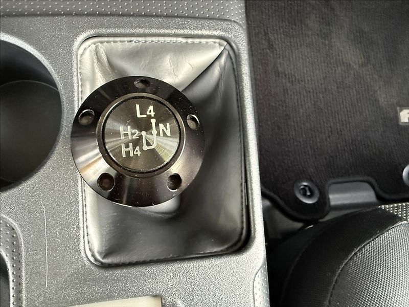 Toyota FJ 4,0 - fotka 16 z 33