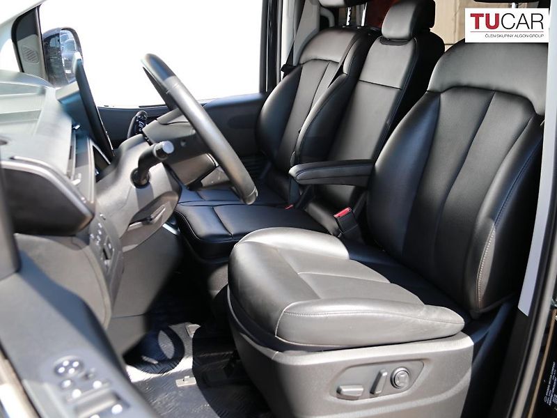 Hyundai Staria (2022) 2.2 CRDI 4x4 9 Sedadel, Kůže  - fotka 10 z 37